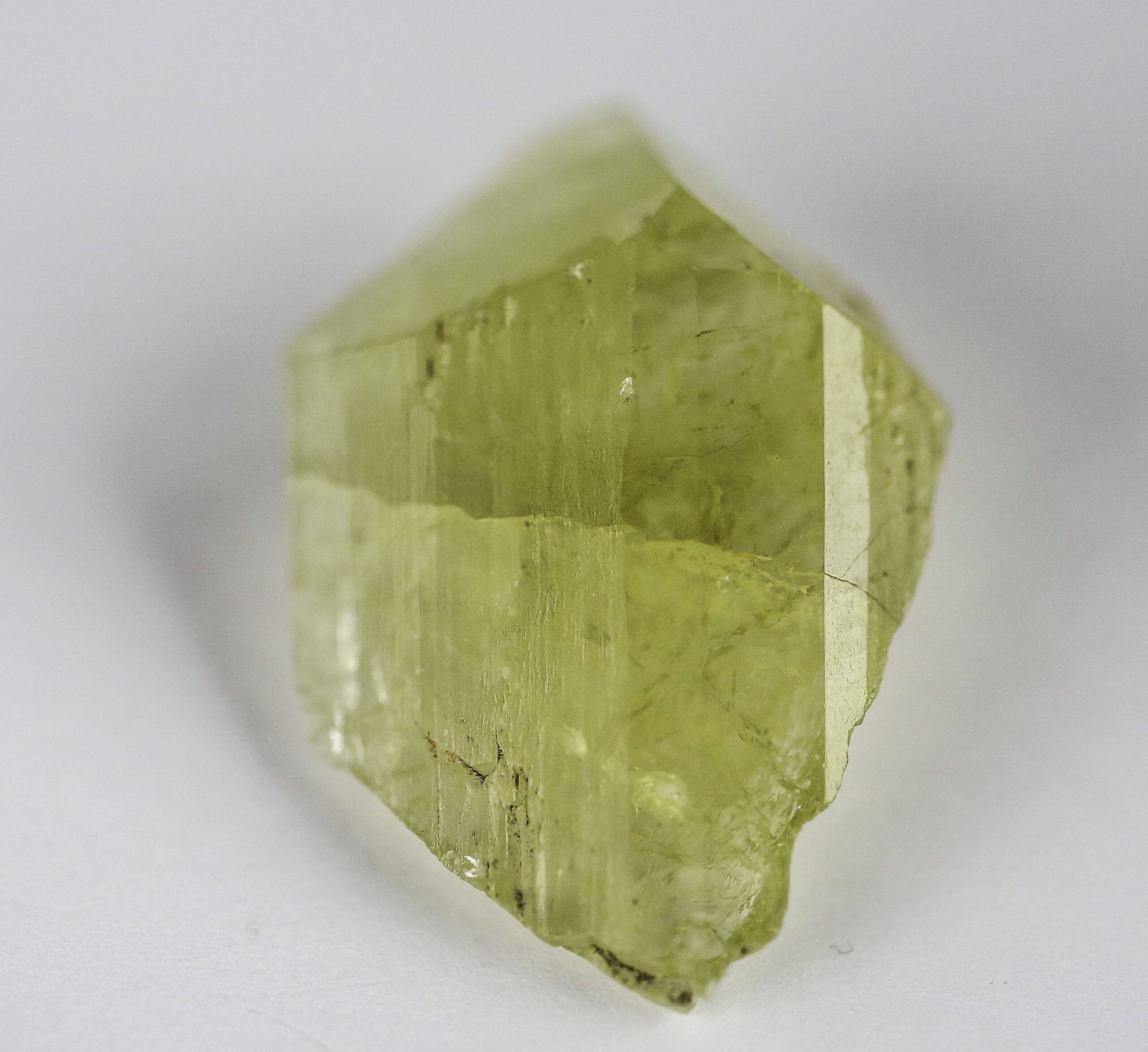 Gemstone Discoveries: Finding a new gemstone! - finding a new gemstone,gems,gemmological discoveries - Rough brazilianite photographed scaled