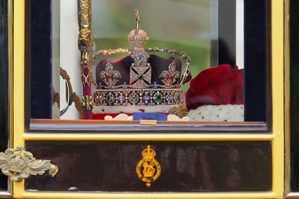 Gemmology Insights: The Crown Jewels for the Coronation of King Charles III - Crown Jewels - The Imperial State Crown