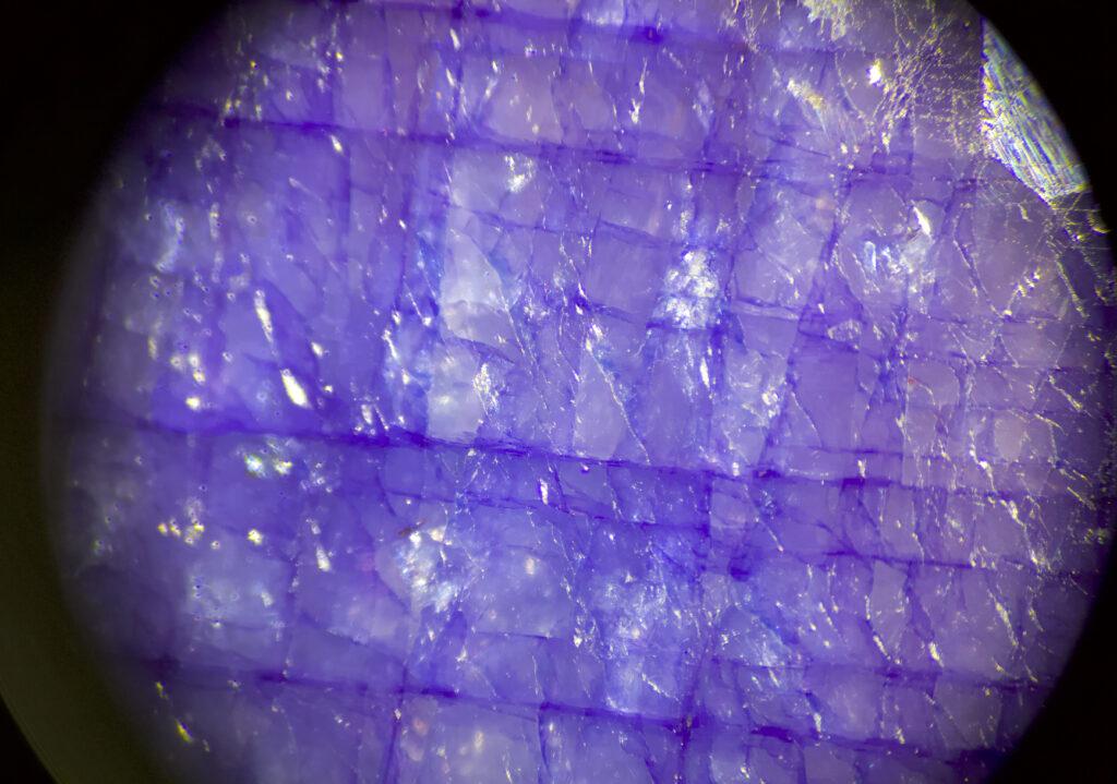 Sapphire beads dyed